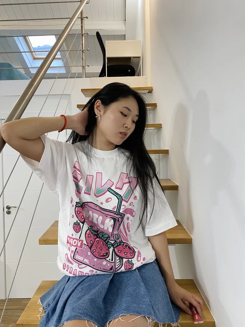 STRAWBERRY MILK T-SHIRT 