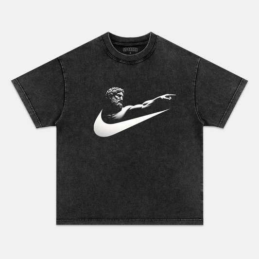 CLASSIC MEETS TREND NIKE SCULPTURE TEE 