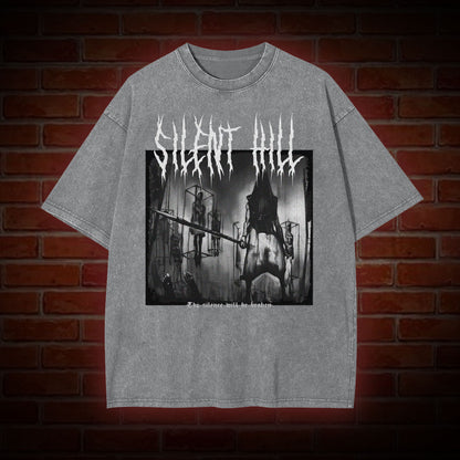 PYRAMID HEAD BACK PRINT WASHED T-SHIRT 