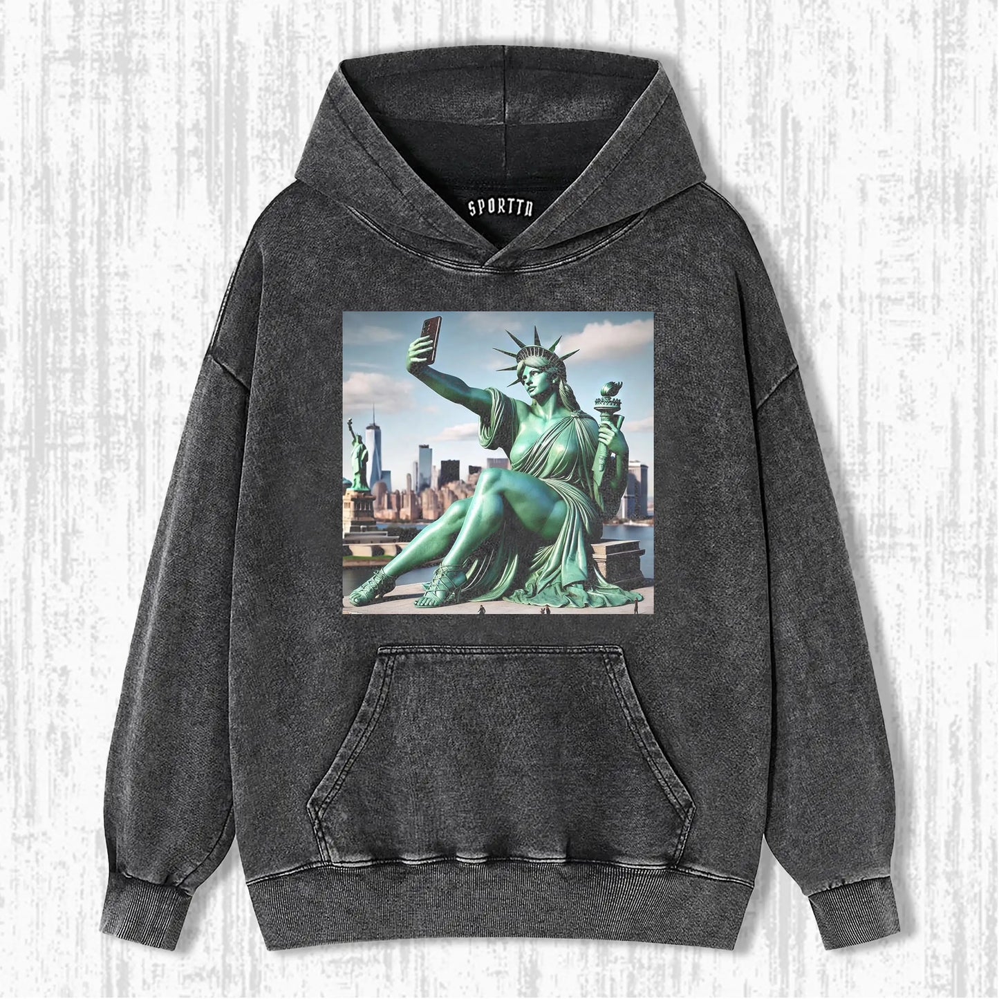 STATUE OF LIBERTY T-SHIRT