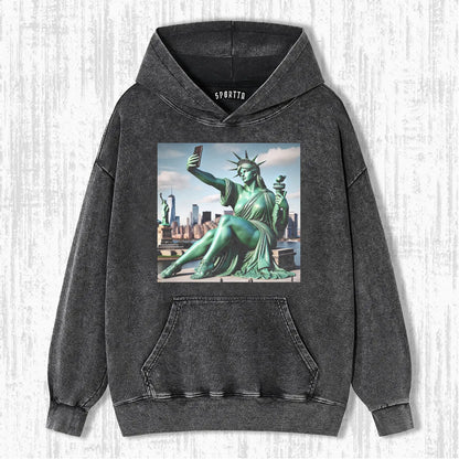 STATUE OF LIBERTY T-SHIRT