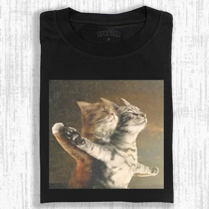 TITANIC CLASSIC BOW EMBRACE THEMED CAT T-SHIRT